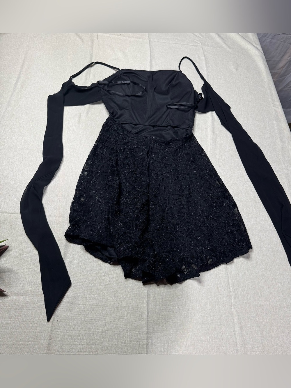 B Darlin Black Lace Fit & Flare Party Dress Removable Sash Juniors 7/8 - Picture 4 of 12